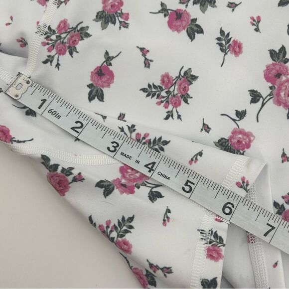 NWT Spiritual Gangster floral Intent Sport High Waist Biker Shorts extra small - Picture 6 of 8